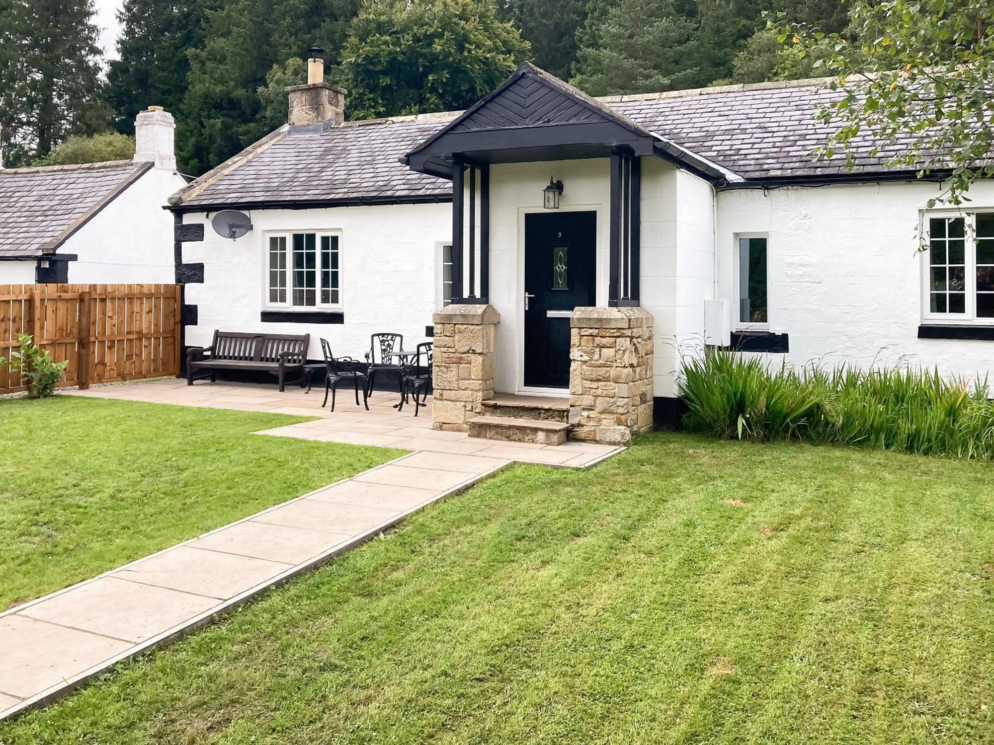 Old Kielder Castle Cottage Exterior photo